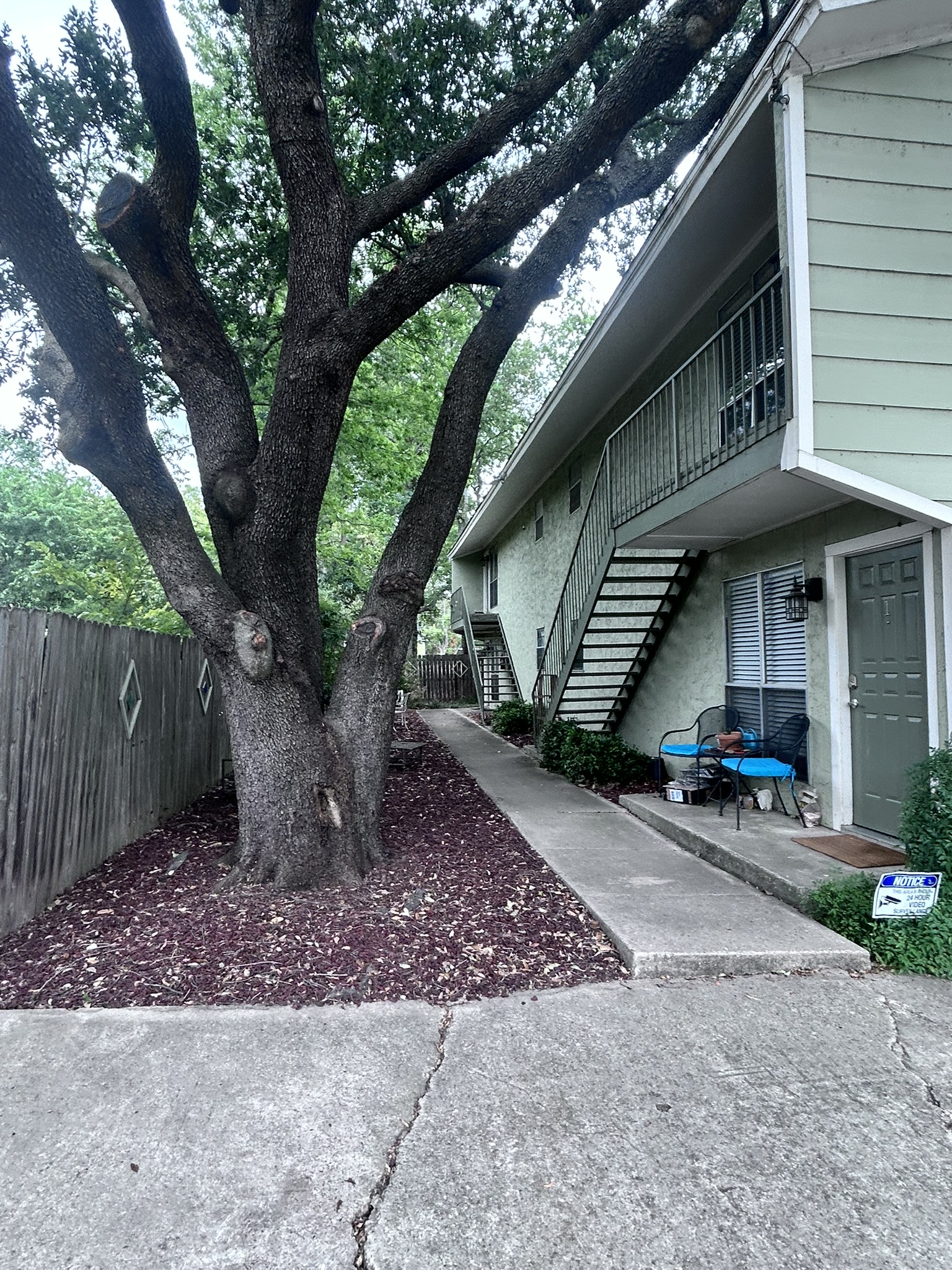627 Texas Street - 2